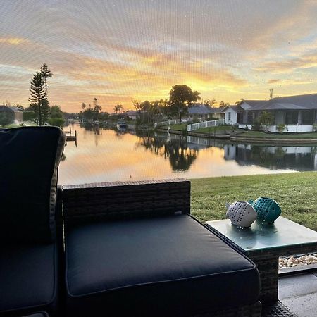 Serenity Waterfront Villa With King Suite, Private Pool, Great Lanai Enclosure And Long Water Views Cape Coral Dış mekan fotoğraf